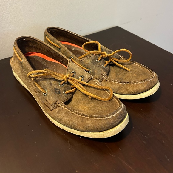 Sperry Boat Shoes - Picture 1 of 4